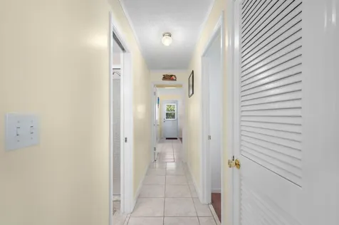 109 Lakes End Drive Fort Pierce FL 34982