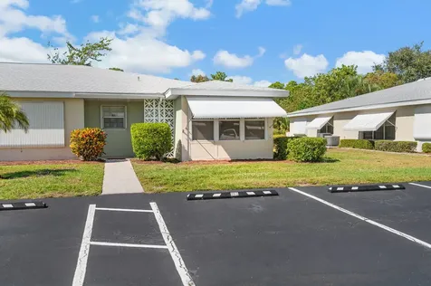 109 Lakes End Drive Fort Pierce FL 34982