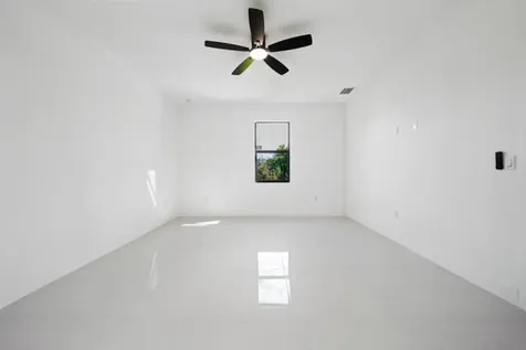 2458 Nw 9th Terrace Terrace Cape Coral FL 33993