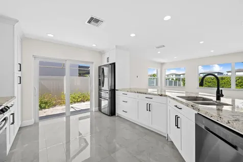 23162 L'ermitage Circle Boca Raton FL 33433