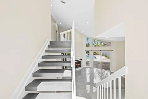 23162 L'ermitage Circle Boca Raton FL 33433