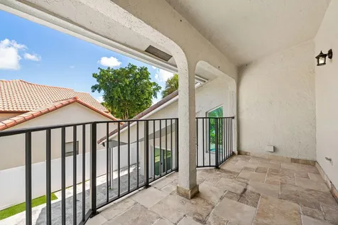 23162 L'ermitage Circle Boca Raton FL 33433