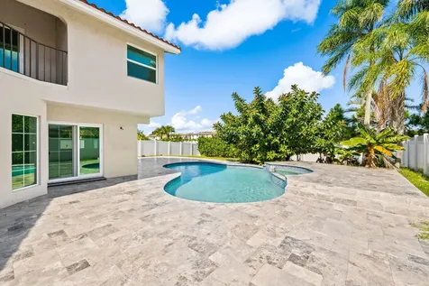 23162 L'ermitage Circle Boca Raton FL 33433