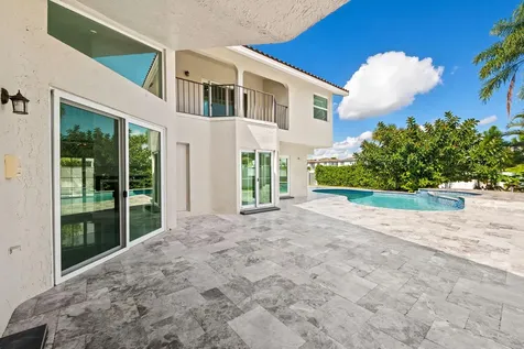23162 L'ermitage Circle Boca Raton FL 33433
