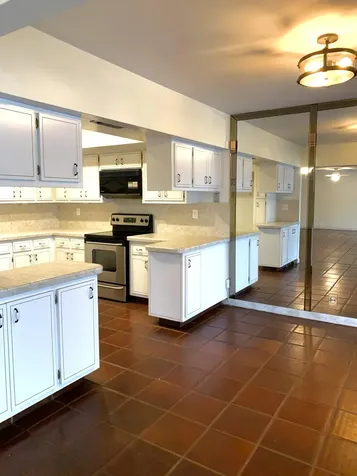 2735 NE 28 Court Lighthouse Point FL 33064