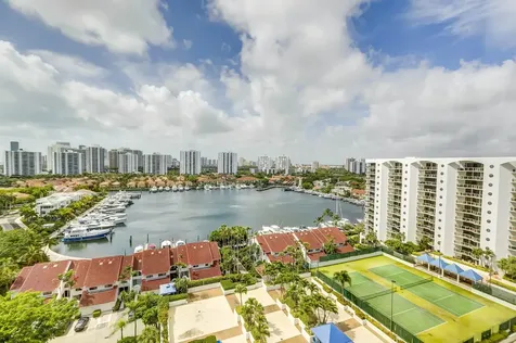 3640 Yacht Club Drive Aventura FL 33180