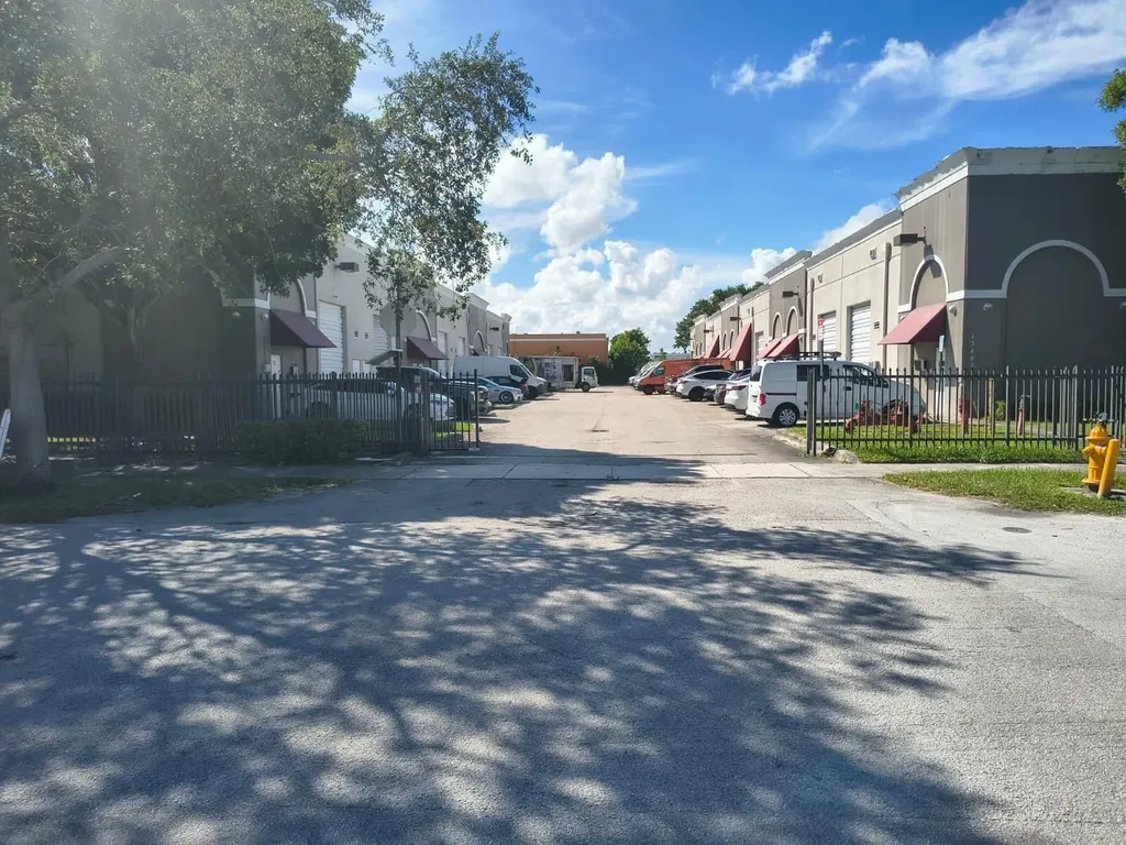 13400 SW 134 Avenue Miami FL 33186