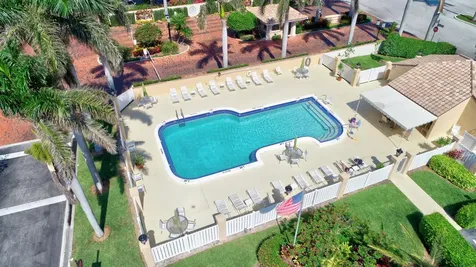 3516 Harbor Circle Delray Beach FL 33483