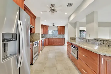3516 Harbor Circle Delray Beach FL 33483