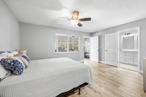 837 North Drive Delray Beach FL 33445