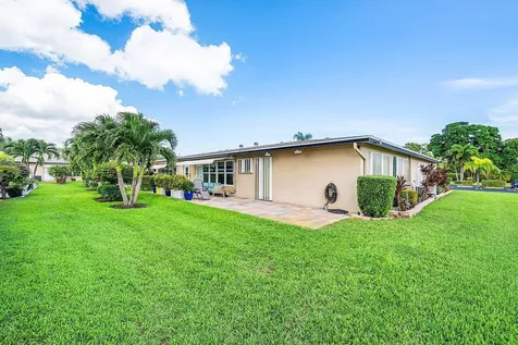 837 North Drive Delray Beach FL 33445