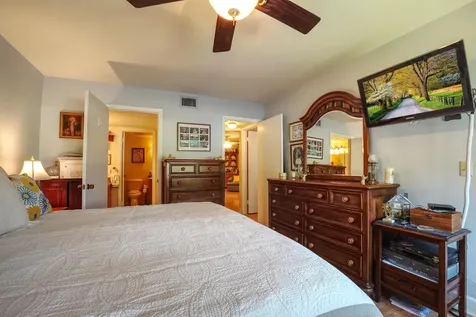 302 Pine Ridge Circle Greenacres FL 33463
