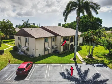 302 Pine Ridge Circle Greenacres FL 33463