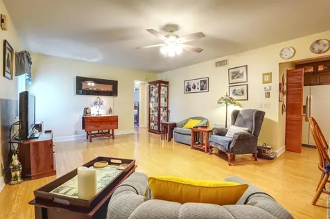 302 Pine Ridge Circle Greenacres FL 33463