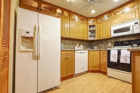 302 Pine Ridge Circle Greenacres FL 33463