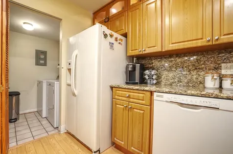 302 Pine Ridge Circle Greenacres FL 33463