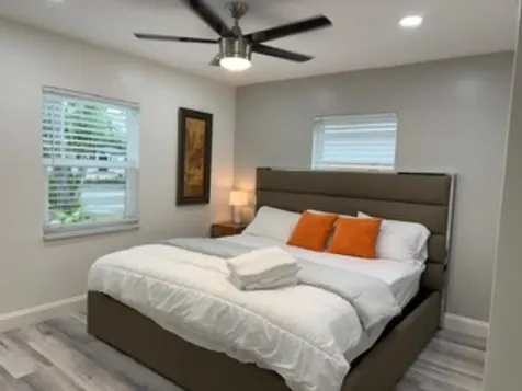 200 Ne 56th Street Oakland Park FL 33334