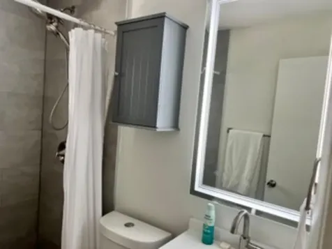 200 Ne 56th Street Oakland Park FL 33334