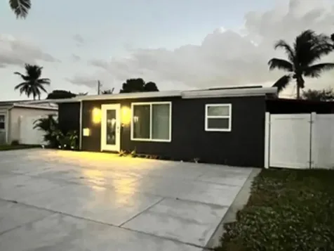 200 Ne 56th Street Oakland Park FL 33334