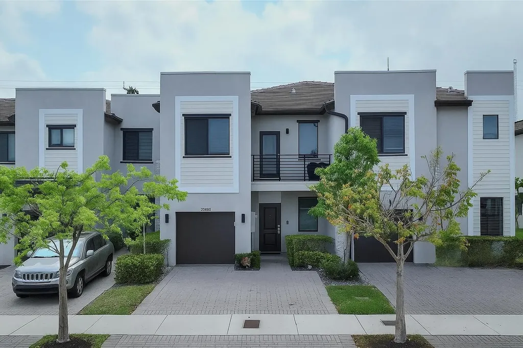 20600 Ne 2nd Court North Miami Beach FL 33179