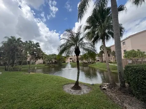 2846 S University Drive Davie FL 33328