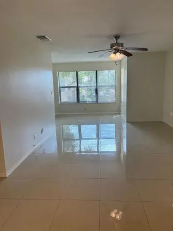 2846 S University Drive Davie FL 33328