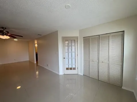 2846 S University Drive Davie FL 33328