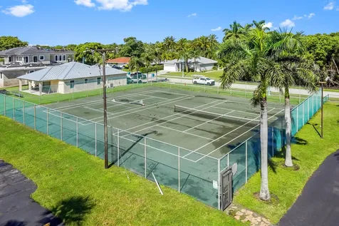 689 Ne 6th Court Boynton Beach FL 33435