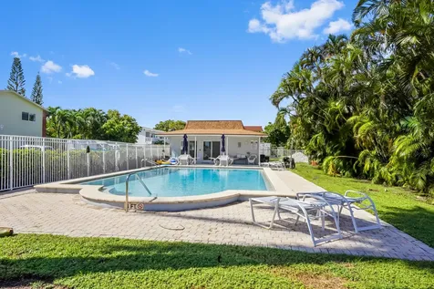 689 Ne 6th Court Boynton Beach FL 33435