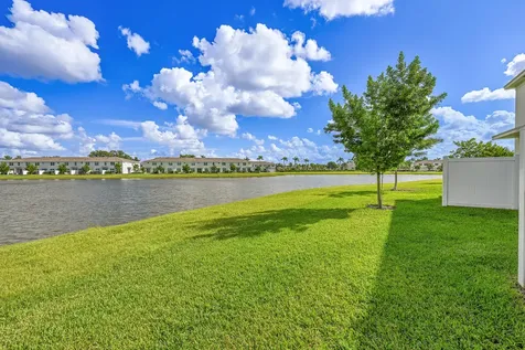 6933 Harbours Edge Avenue Lake Worth FL 33467