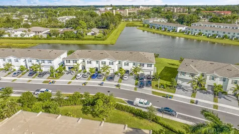 6933 Harbours Edge Avenue Lake Worth FL 33467