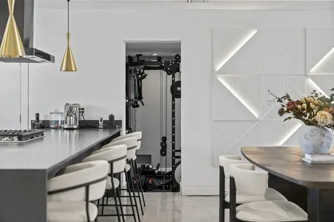 2511 Ne 209th Terrace Miami FL 33180