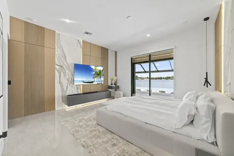 2511 Ne 209th Terrace Miami FL 33180