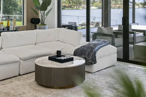 2511 Ne 209th Terrace Miami FL 33180