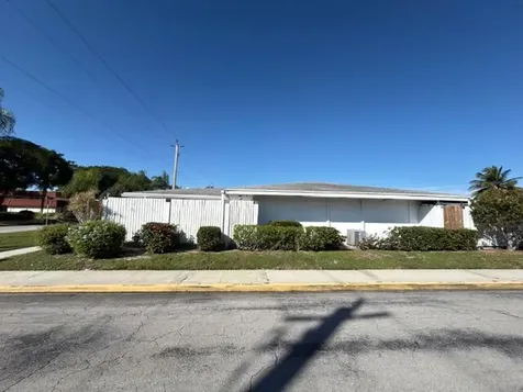 96 East Court Royal Palm Beach FL 33411