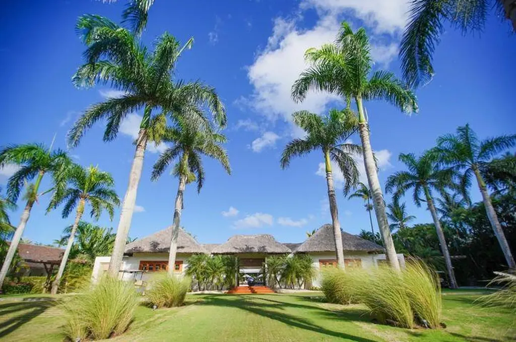 12 00 Casa De Campo DR 22000