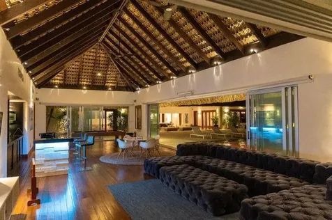 12 00 Casa De Campo DR 22000