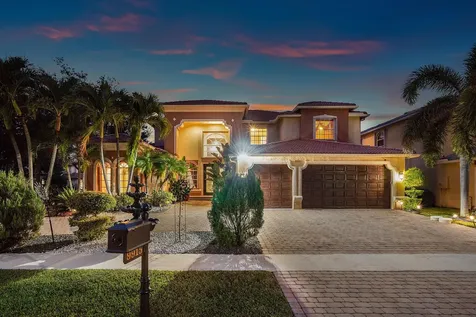9915 Via Bernini Lake Worth FL 33467