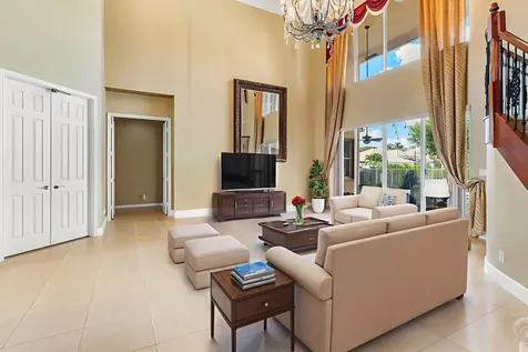 9915 Via Bernini Lake Worth FL 33467