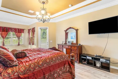 9915 Via Bernini Lake Worth FL 33467