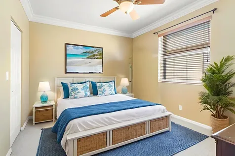 9915 Via Bernini Lake Worth FL 33467