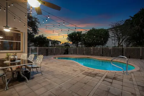 9915 Via Bernini Lake Worth FL 33467