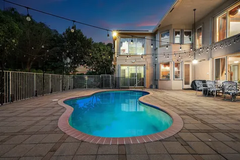 9915 Via Bernini Lake Worth FL 33467
