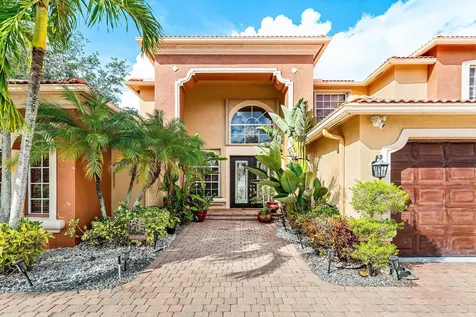 9915 Via Bernini Lake Worth FL 33467