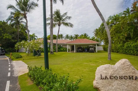 21 00 Casa De Campo DR 22000