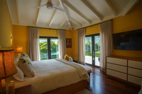 21 00 Casa De Campo DR 22000