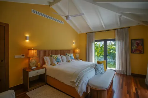 21 00 Casa De Campo DR 22000