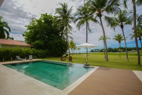 21 00 Casa De Campo DR 22000