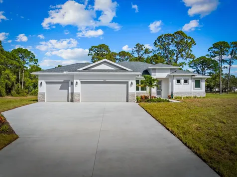 10634 Sugar Pine Drive Fort Pierce FL 34945