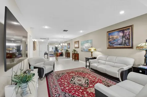 1141 Violet Terrace Delray Beach FL 33445